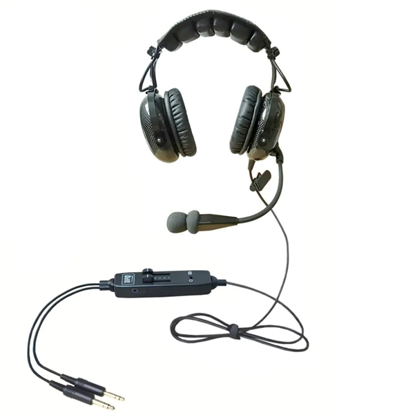 UFQ HEADSET P38 PNR DUAL PLUG CARBON FIBER